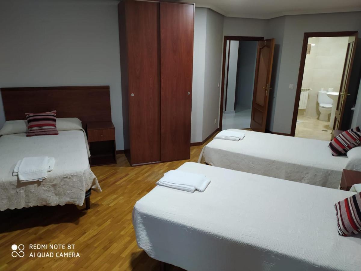 Hostal Cerecedo Леон Екстер'єр фото
